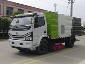 東風大多利卡掃路車